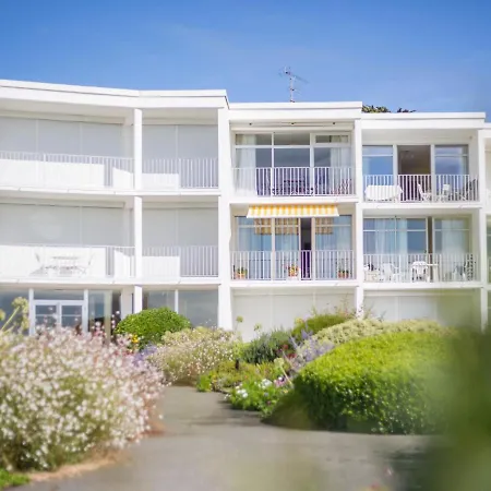 Les Trois Iles-12 By Interhome